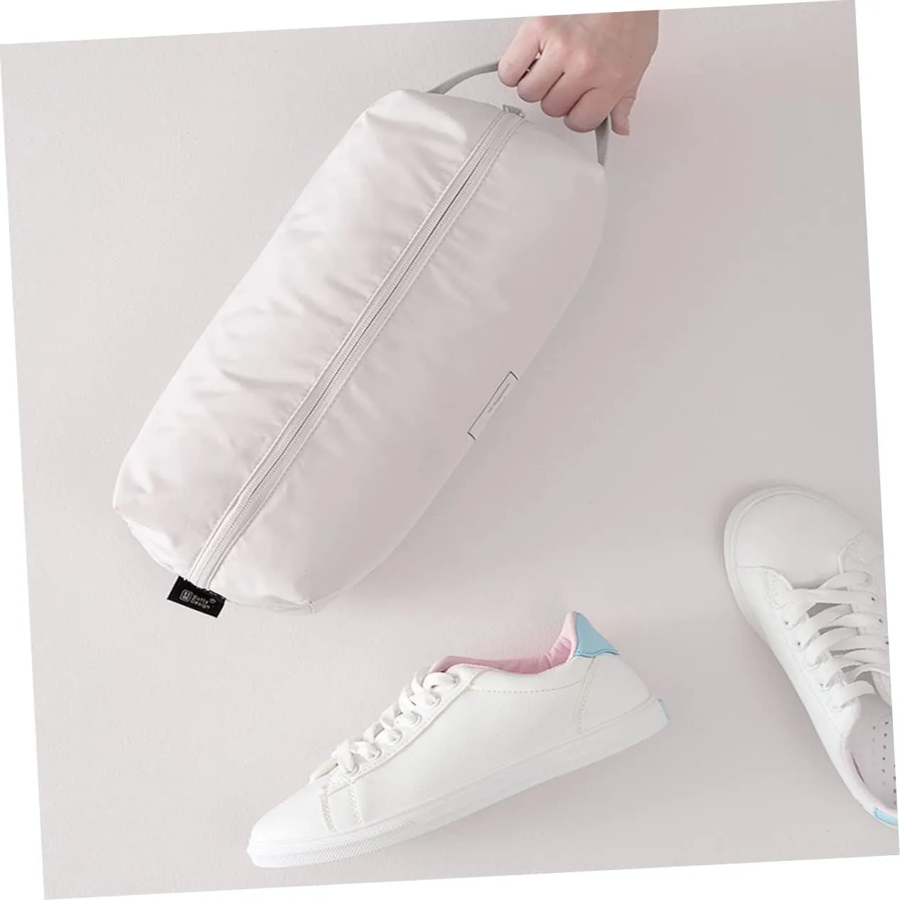 STOBAZA 1pc Portable Travel Shoe Bag Foldable Sports Shoe Organizer Waterproof Surface Fashion Sneaker Pouches for 2-3 Pairs